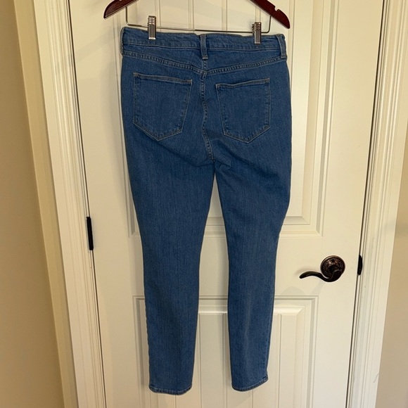 GAP Women’s Blue Regular Light Denim Jeans - Picture 2 of 15